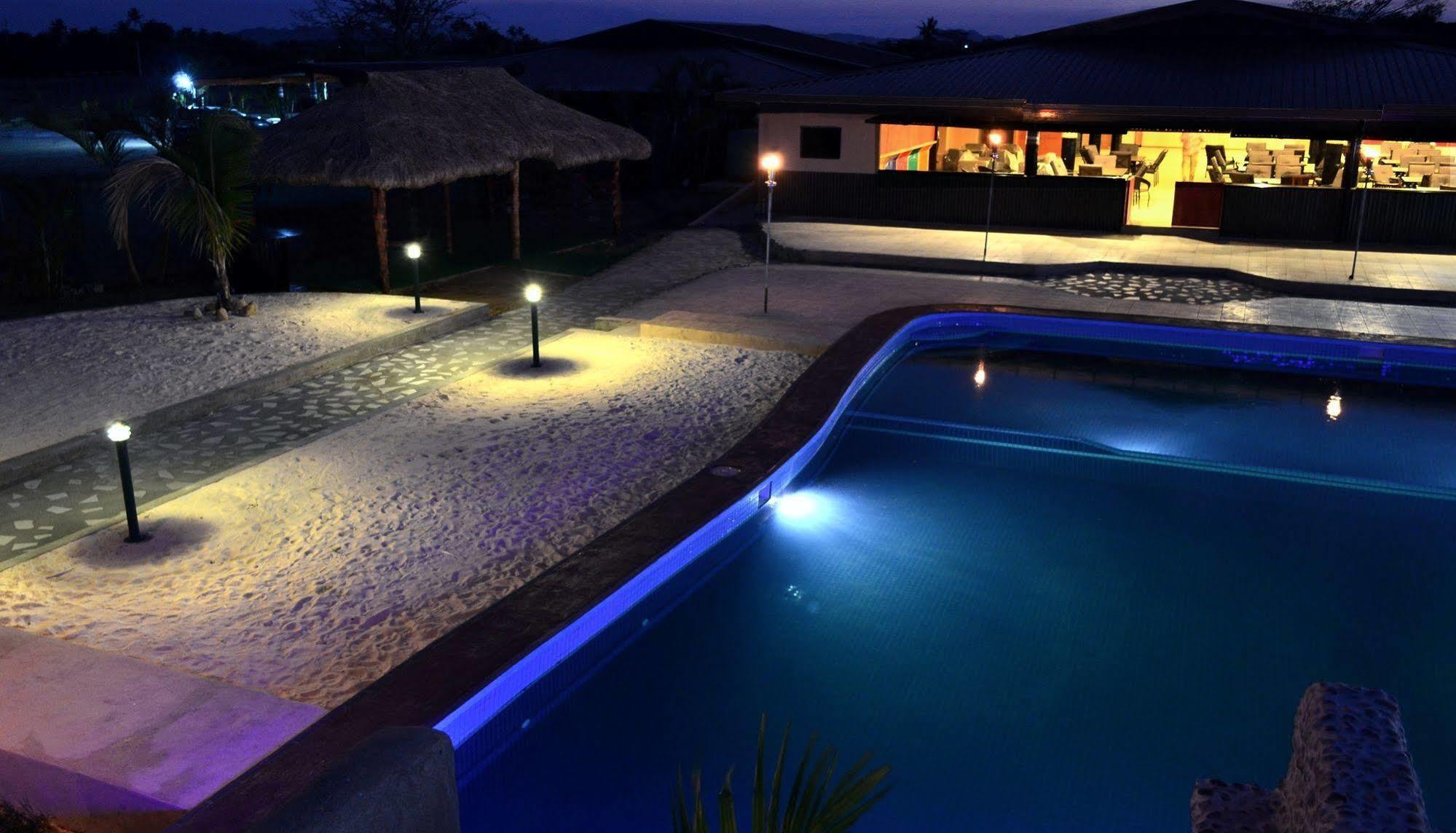 Relax Fiji Resort
