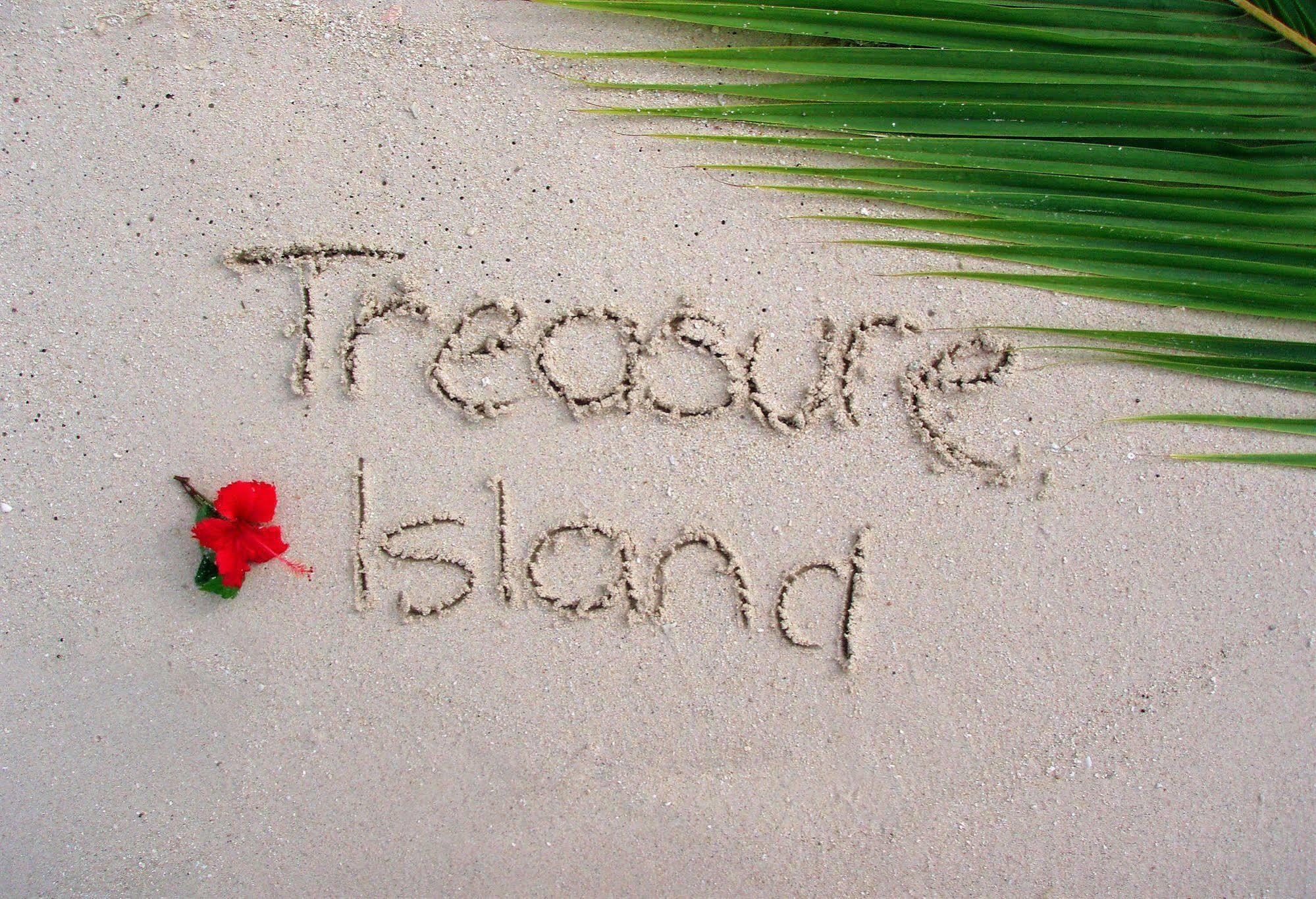 Fiji Treasure Island