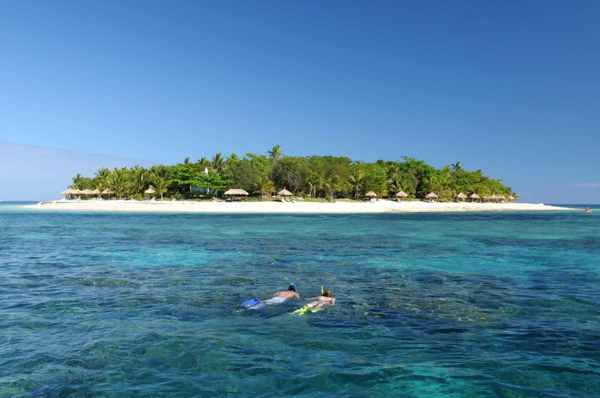 Fiji 4* Treasure Island