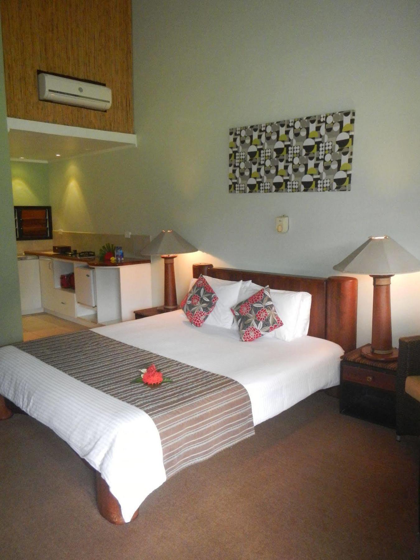 Club Oceanus Resort