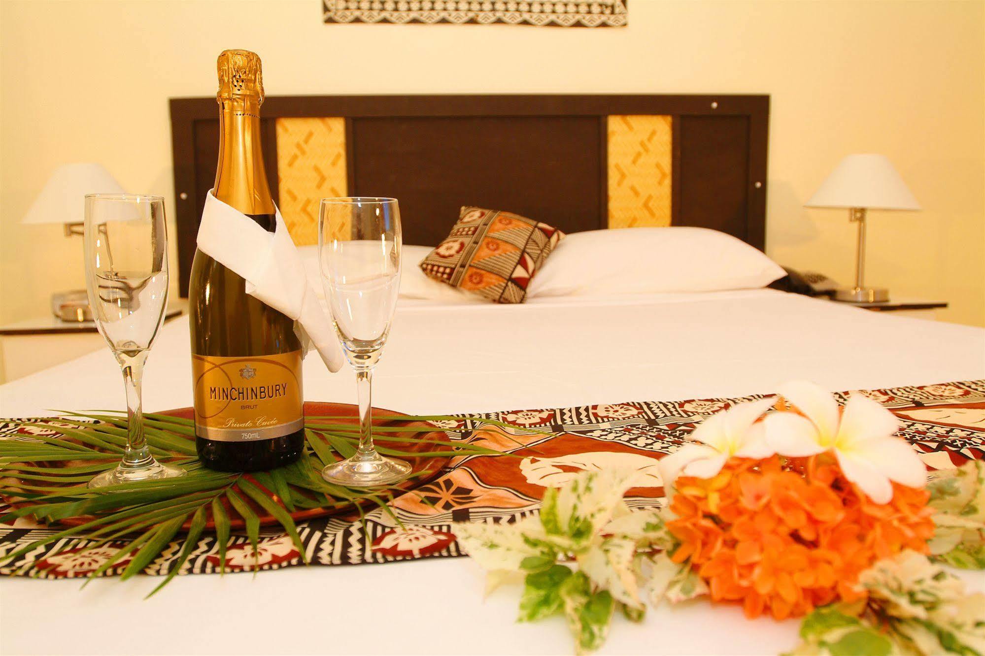 Grand West Hotel 3*