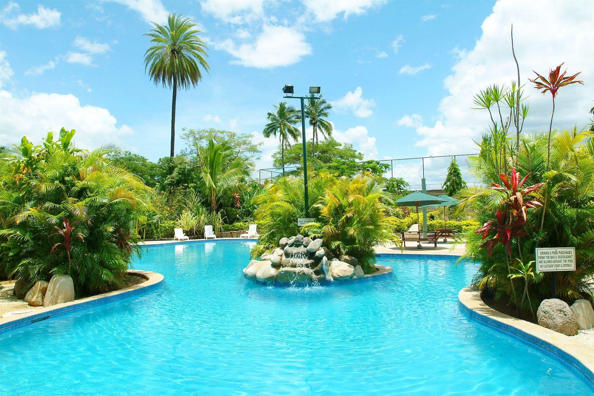 Grand West Hotel 3*