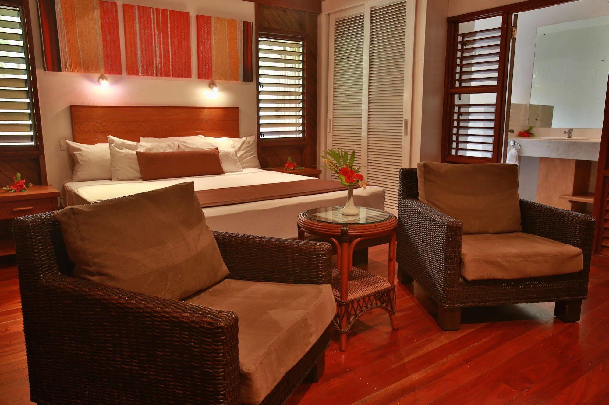 Resort Wananavu 4*