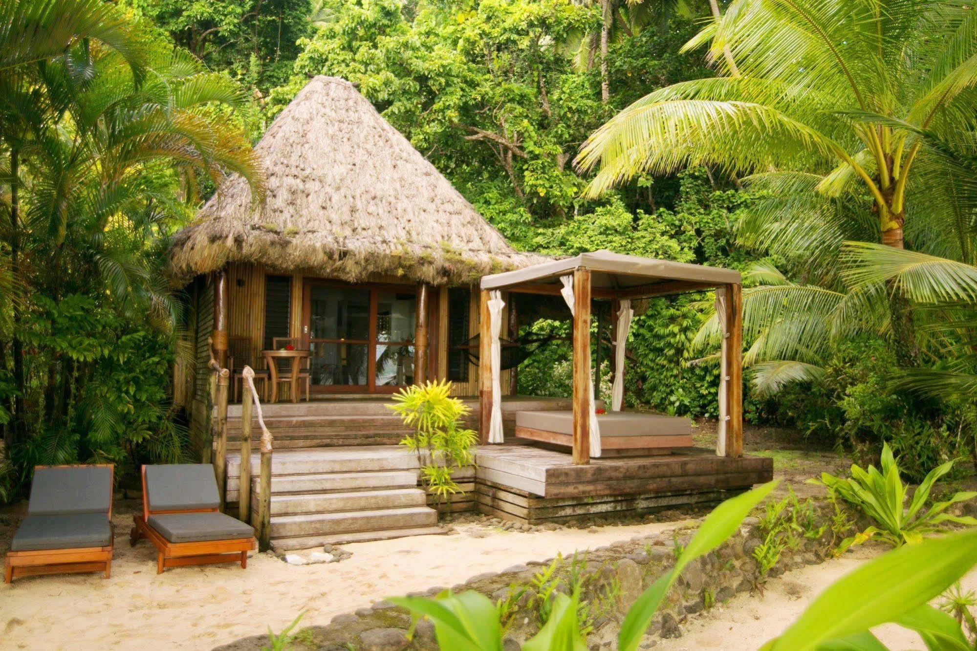 Resort Qamea &
