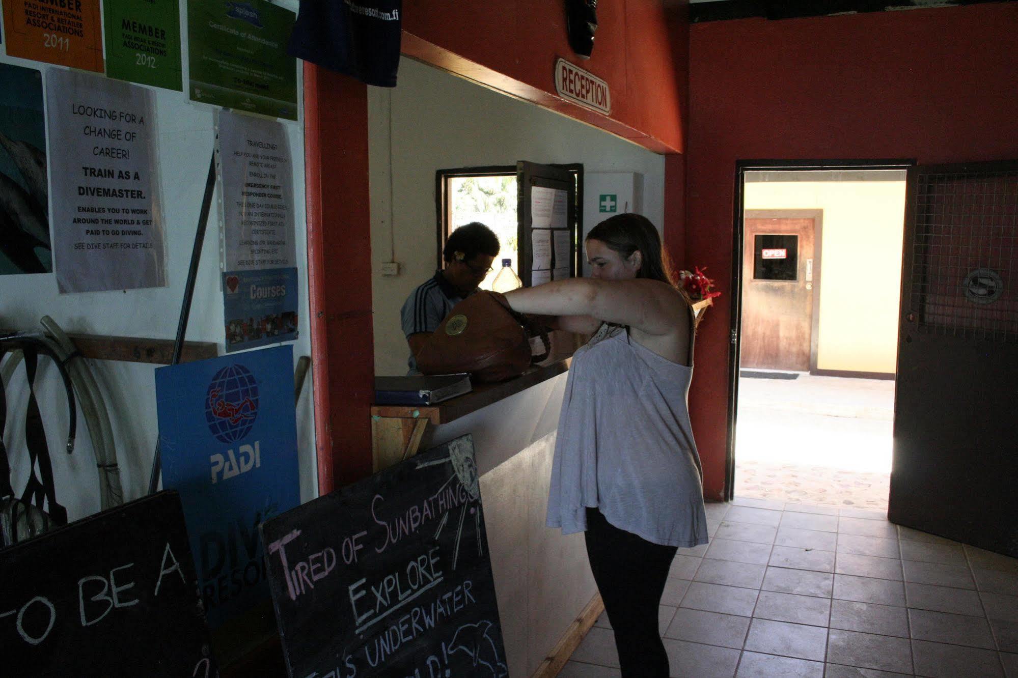 Resort Ratu Kini Backpackers & Dive 2*