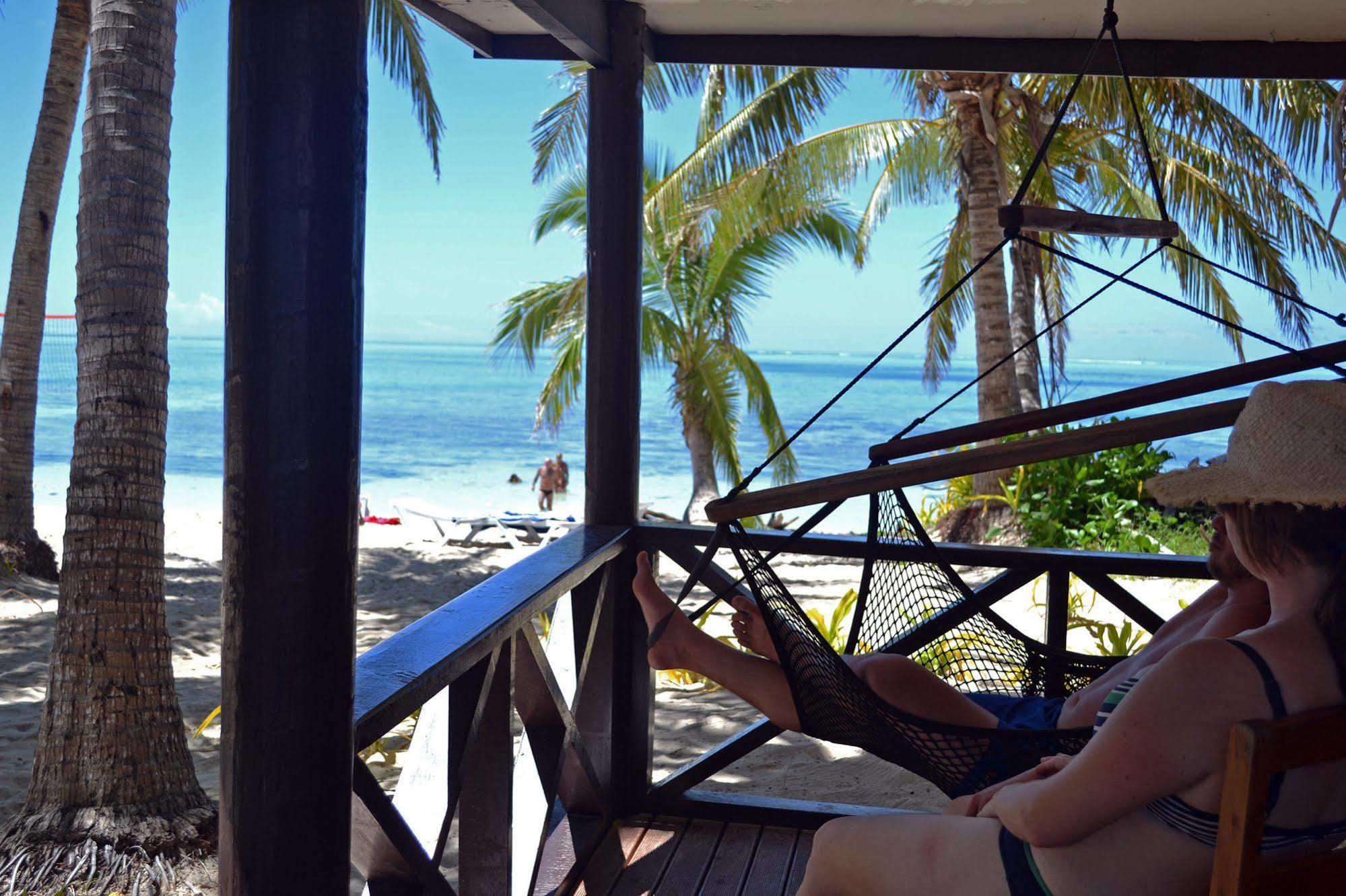Ratu Kini Backpackers & Dive 2* Mana Island