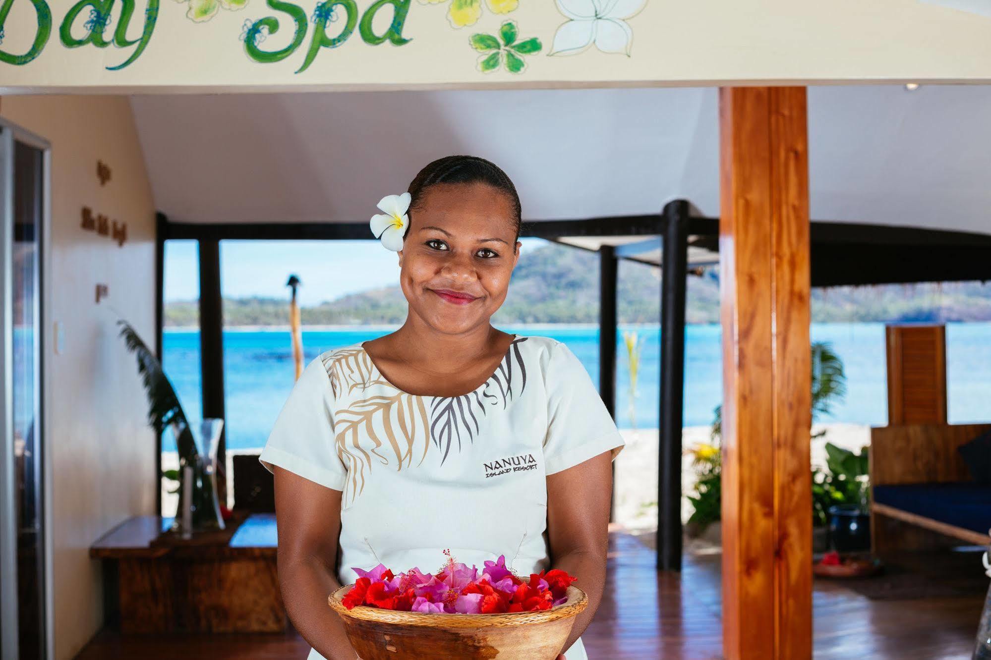 Island 3* Nanuya Lailai