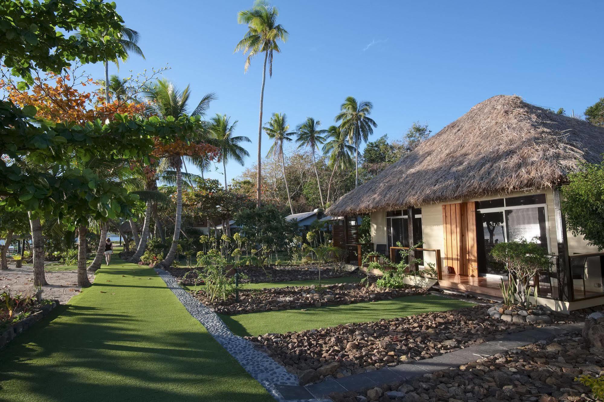 Island Nanuya Lailai