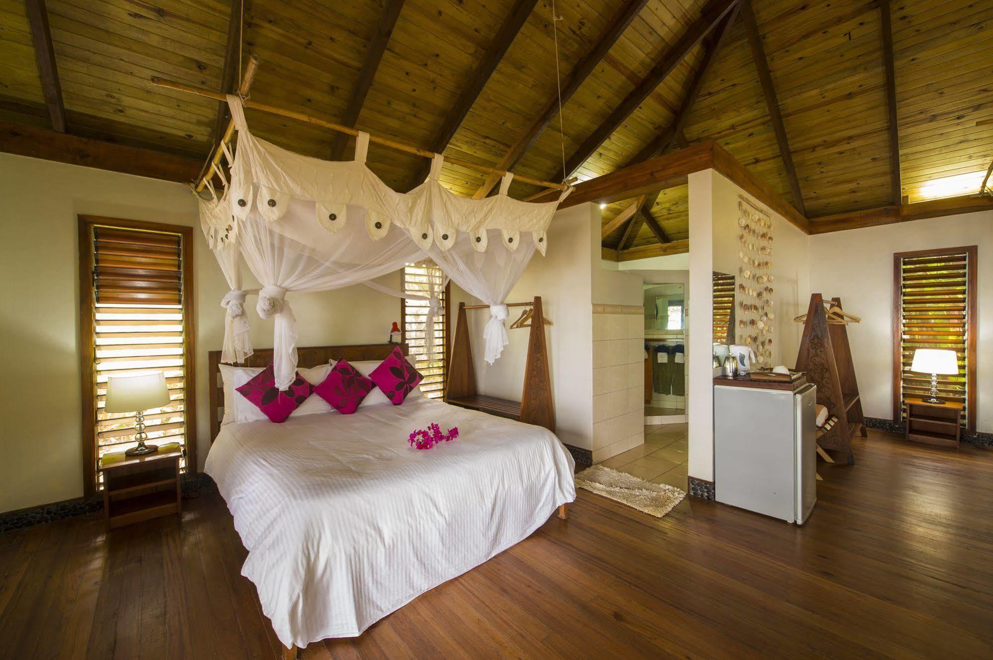 De Vos - The Private Resort