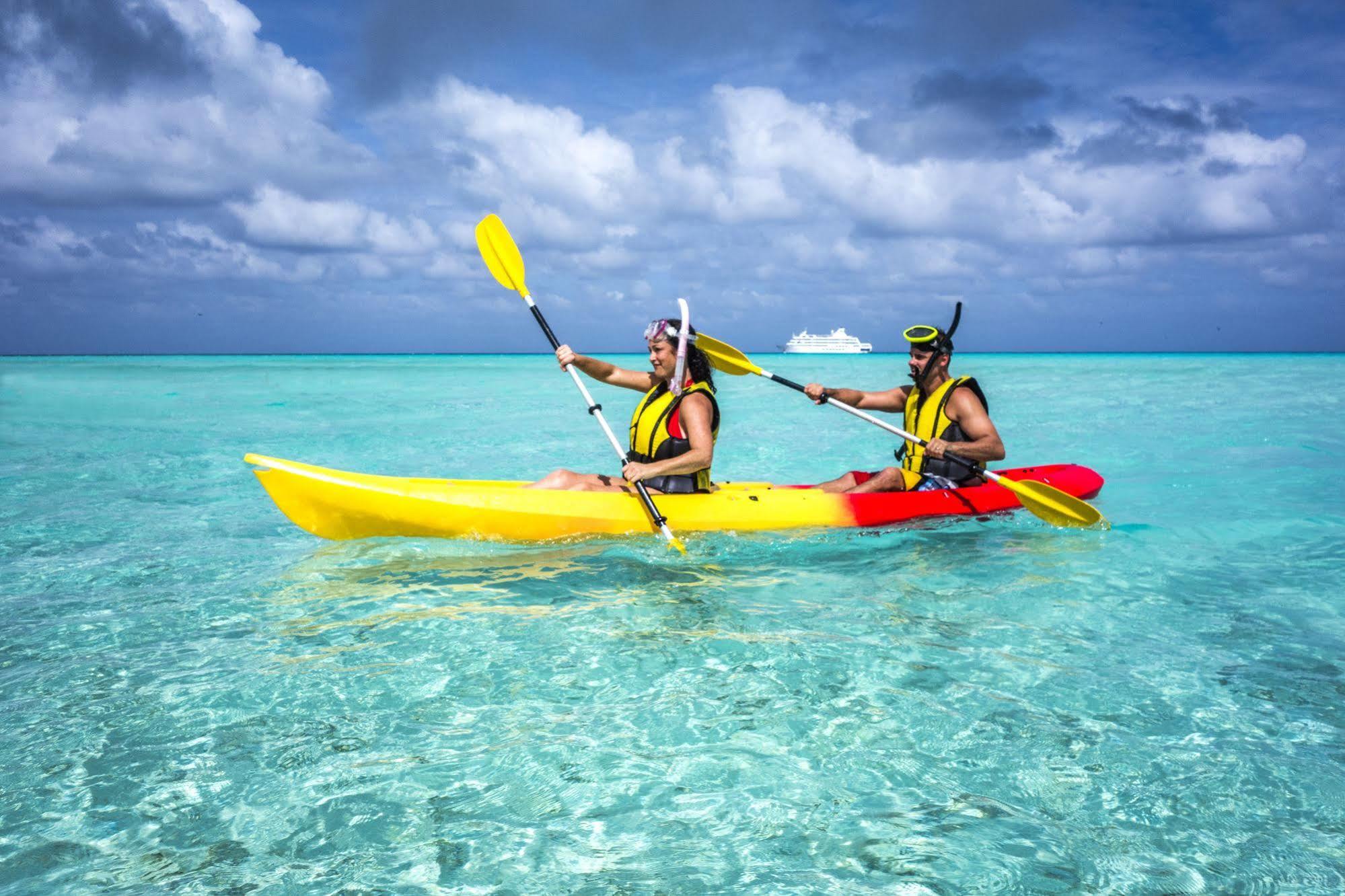 Captain Cook Cruises Fiji 4* Denarau Island