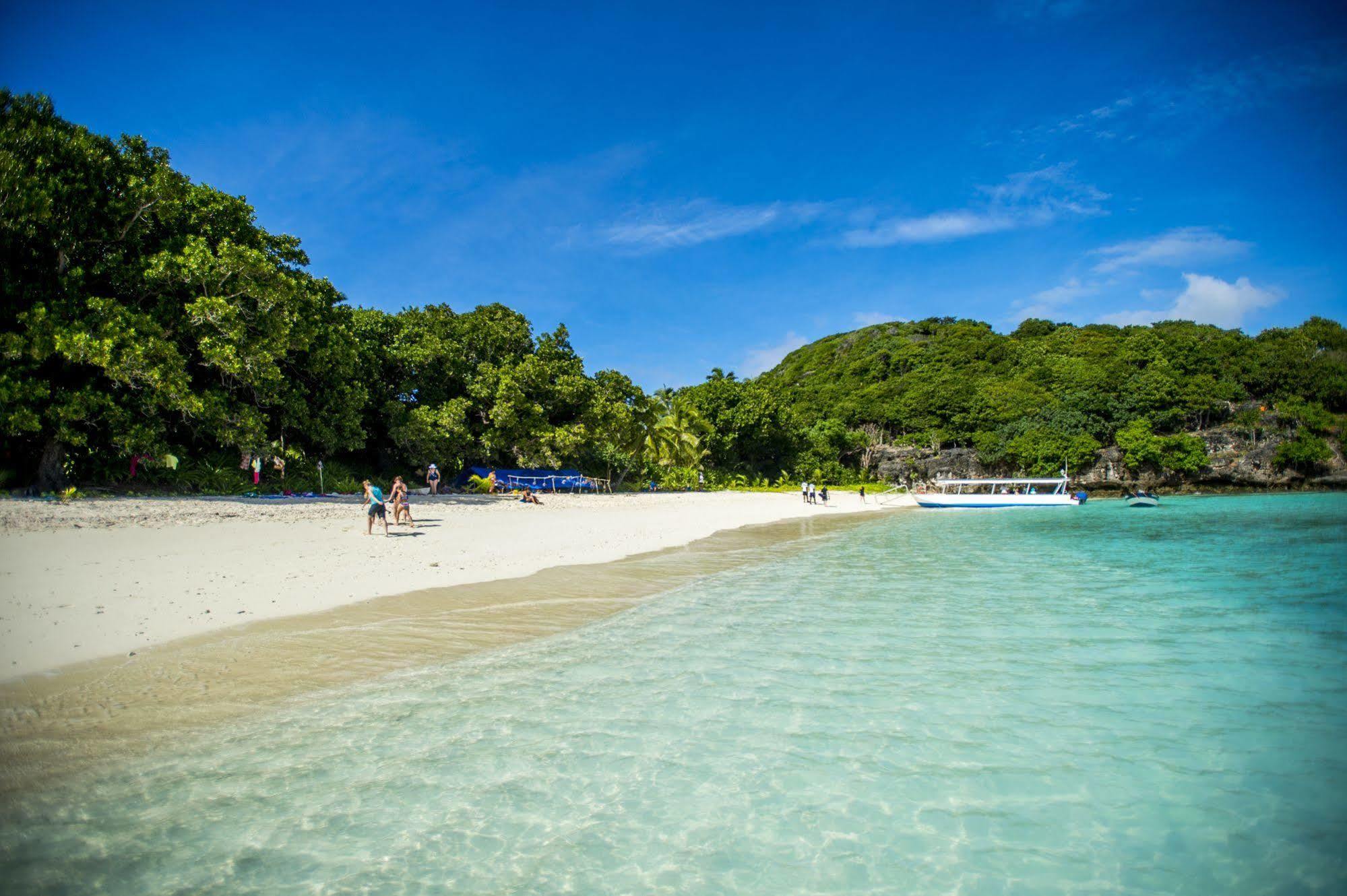 Captain Cook Cruises Fiji 4*
