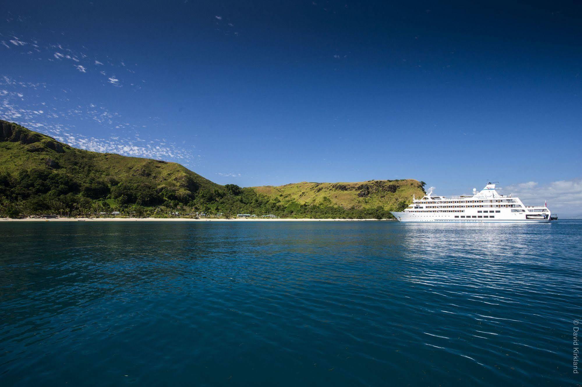  Captain Cook Cruises Fiji Denarau Island
