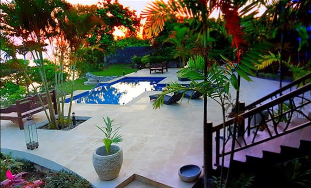 Resort The View Fiji-