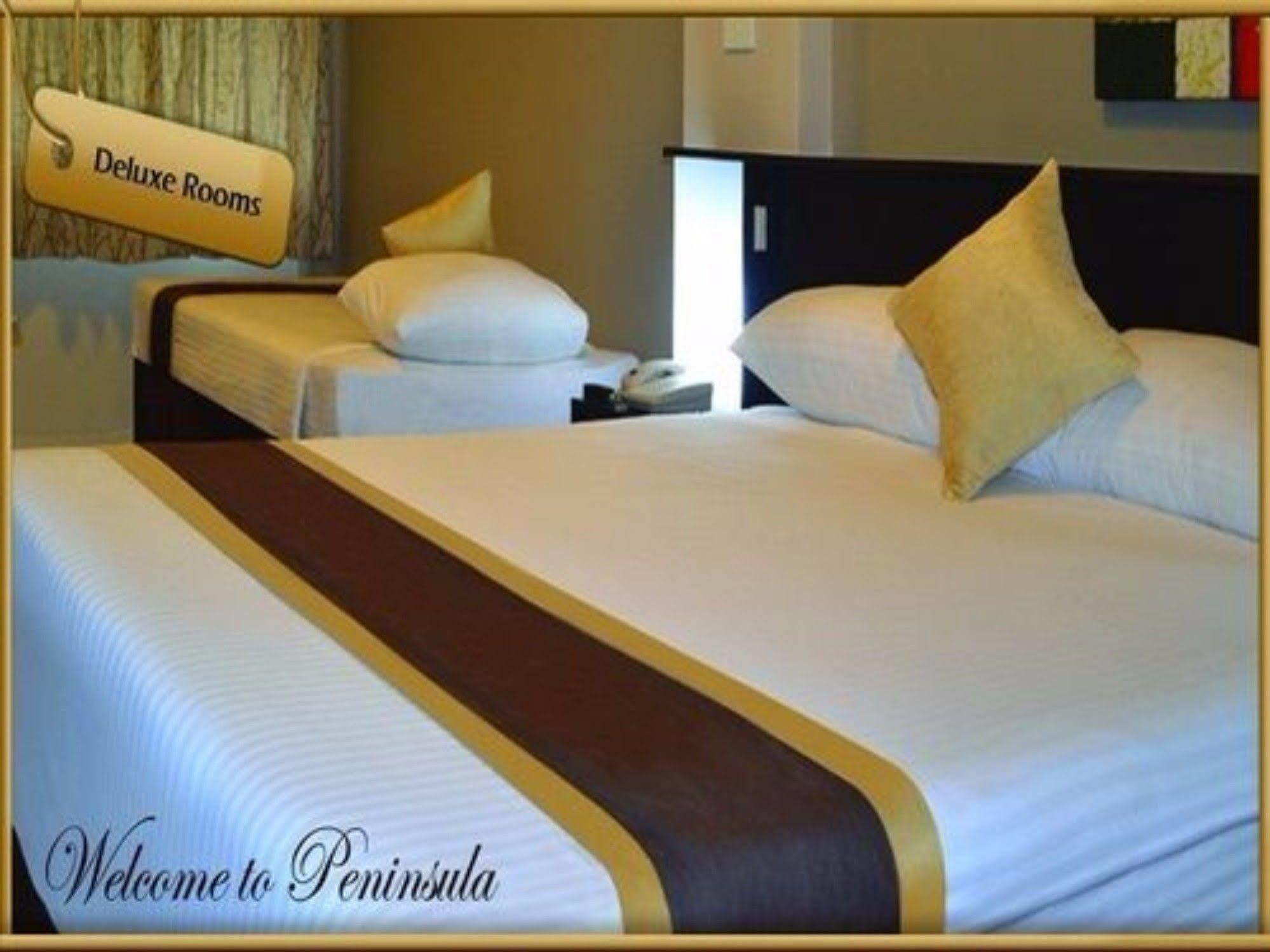 Peninsula International 3*