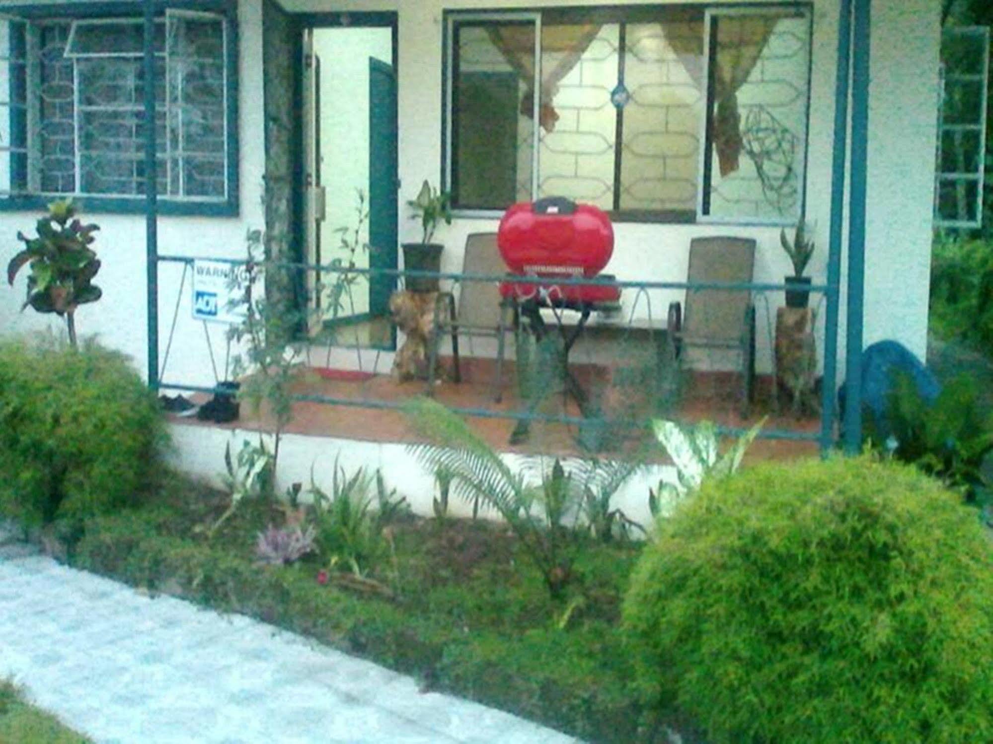 Dreams Bed & Breakfast 2*