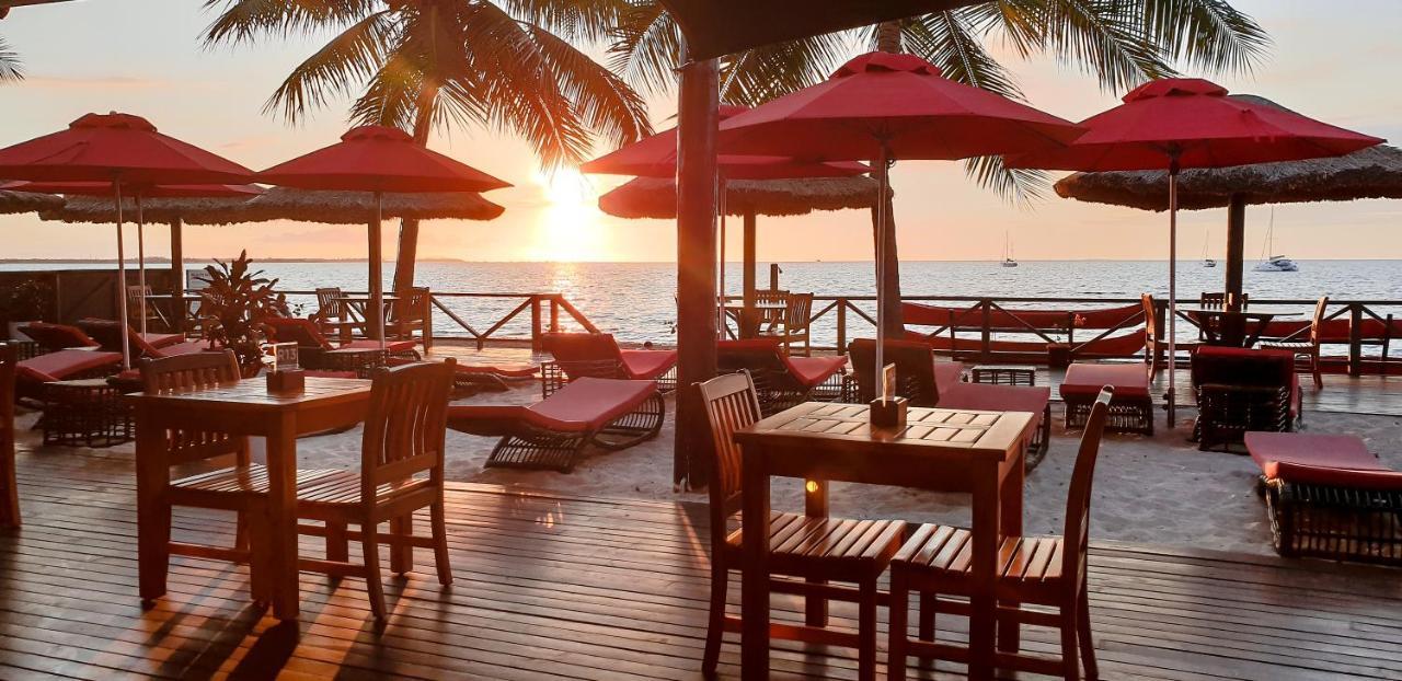 Ramada Suites By Wyndham Wailoaloa Beach Fiji Aparthotel