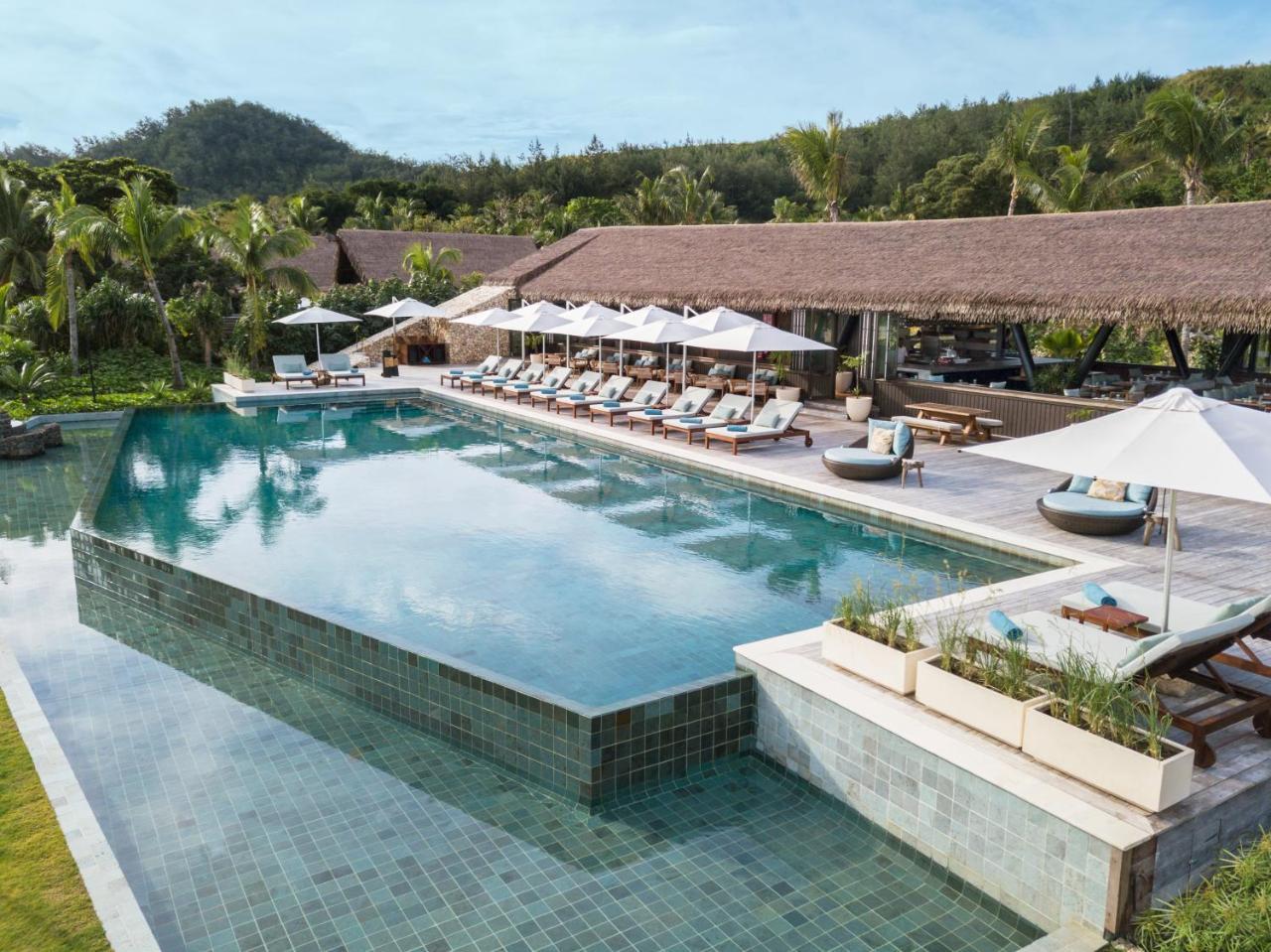 Six Senses Fiji 5* Solevu