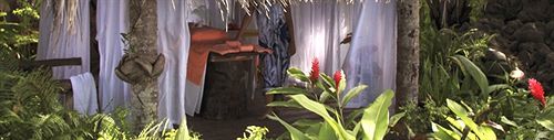 Resort Garden Island Waiyevo