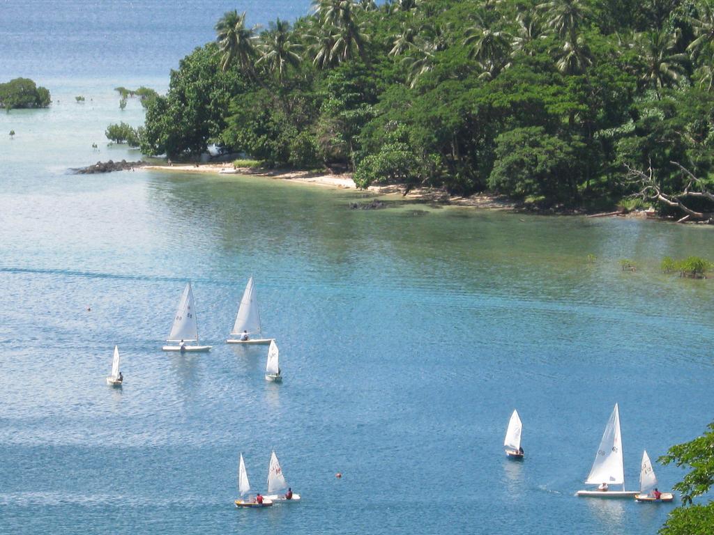 Hot Springs Hotel Savusavu