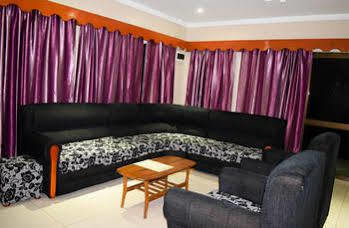 Al - Minhaj Service Apartment *