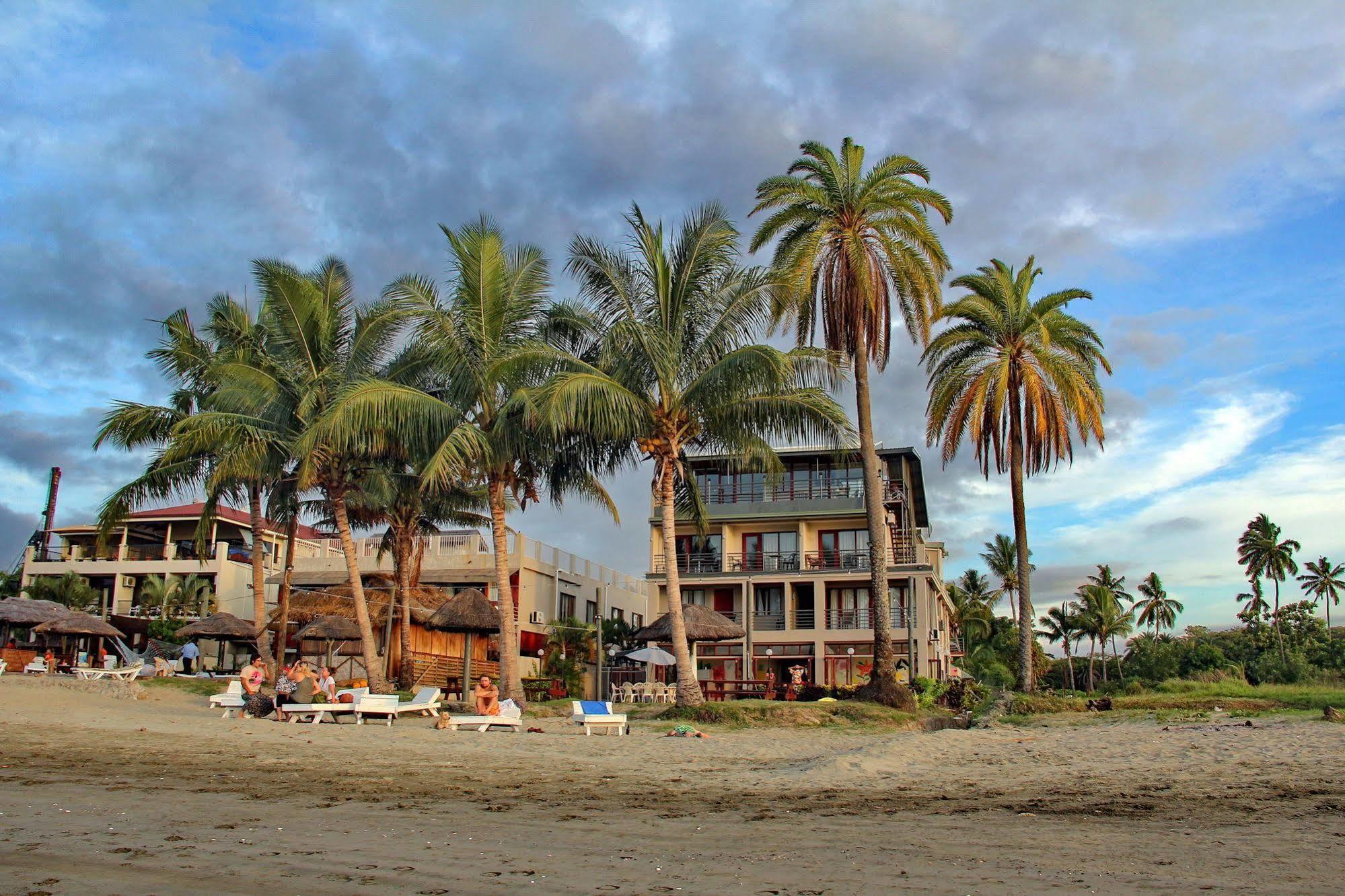 Tropic Of Capricorn Hotel 2*