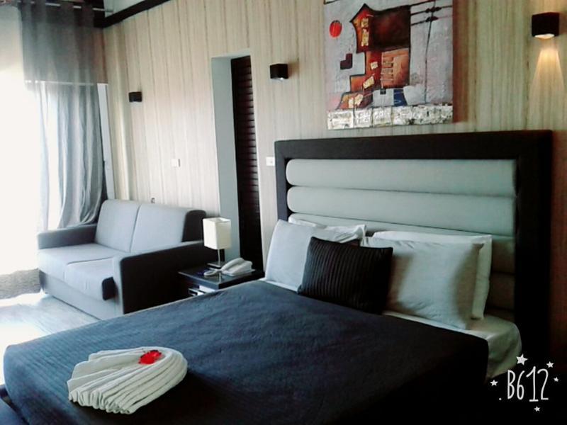 The Crow's Nest Hotel