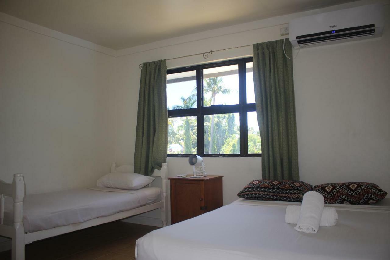 Bluewater Hostel *