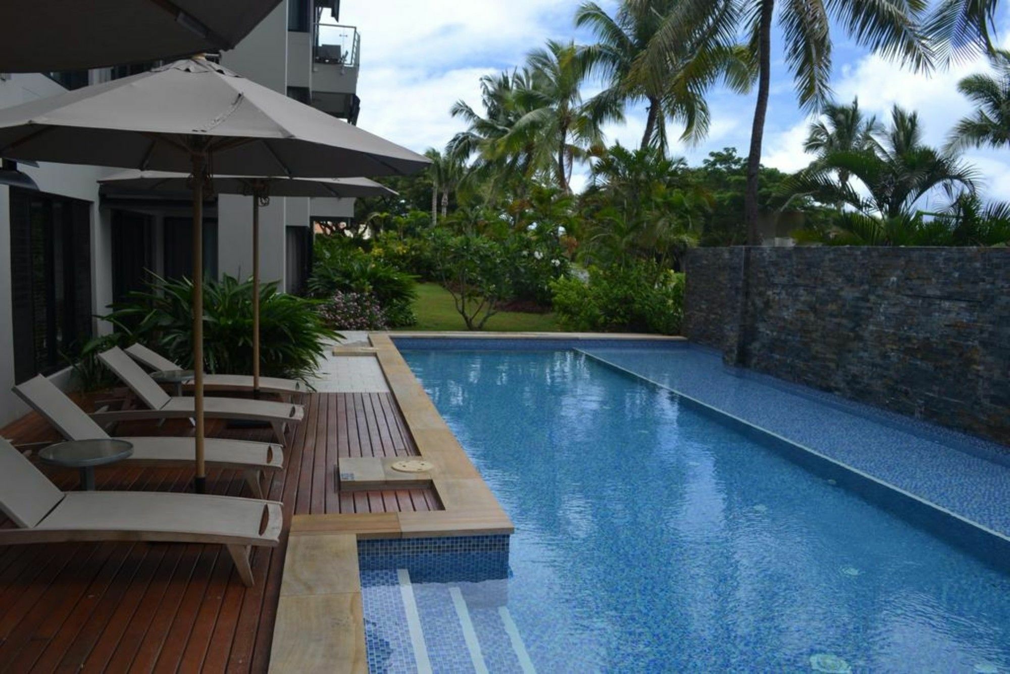 Aparthotel The Palms Fiji Denarau Island