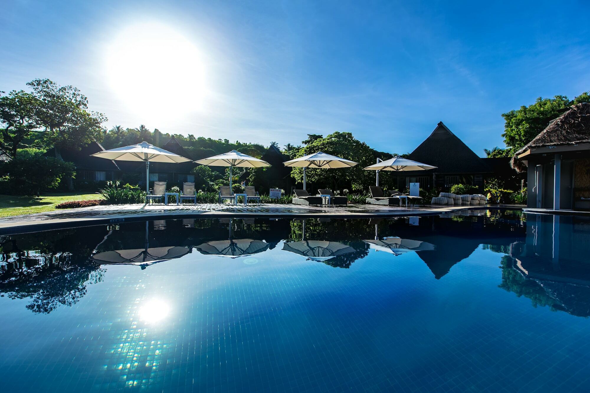 Resort Yatule & 4*