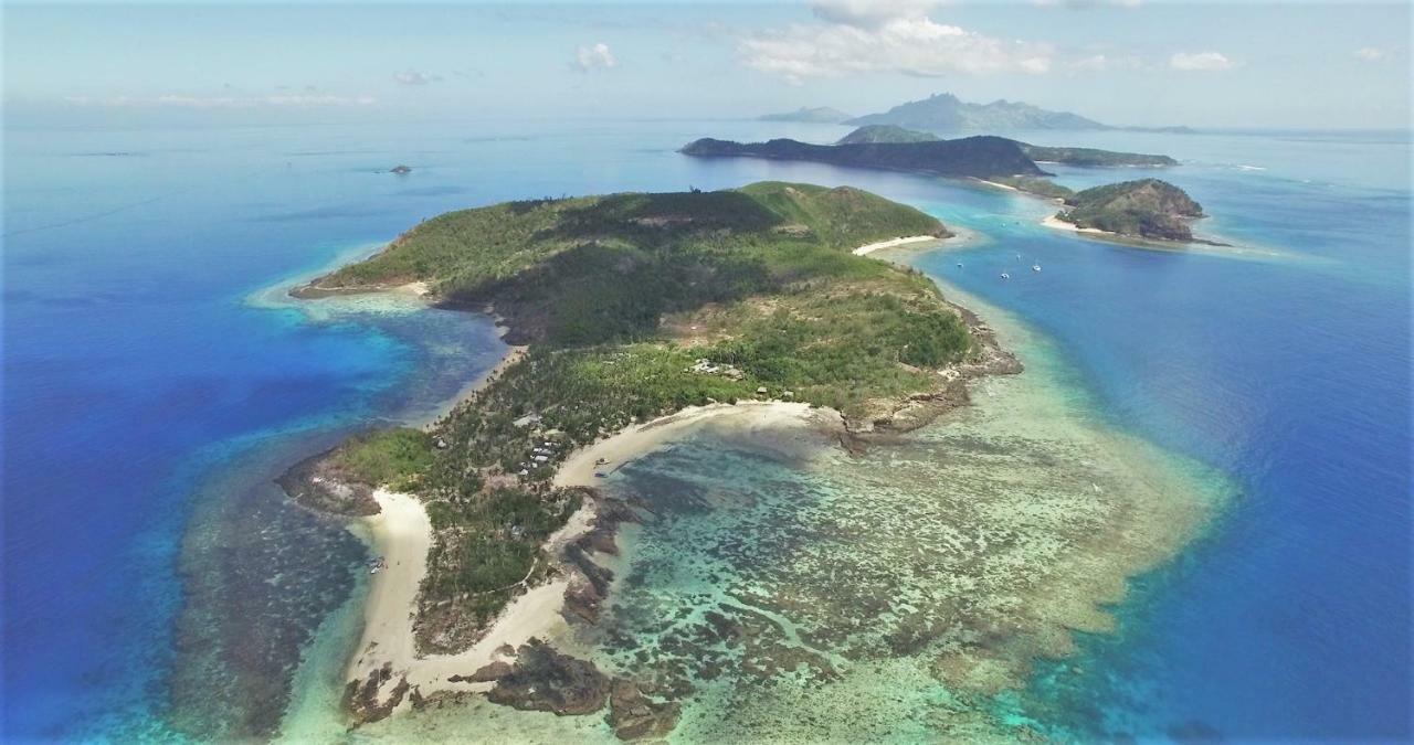 Barefoot Manta Island Resort Drawaqa Island