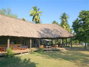 Island Resort 3*