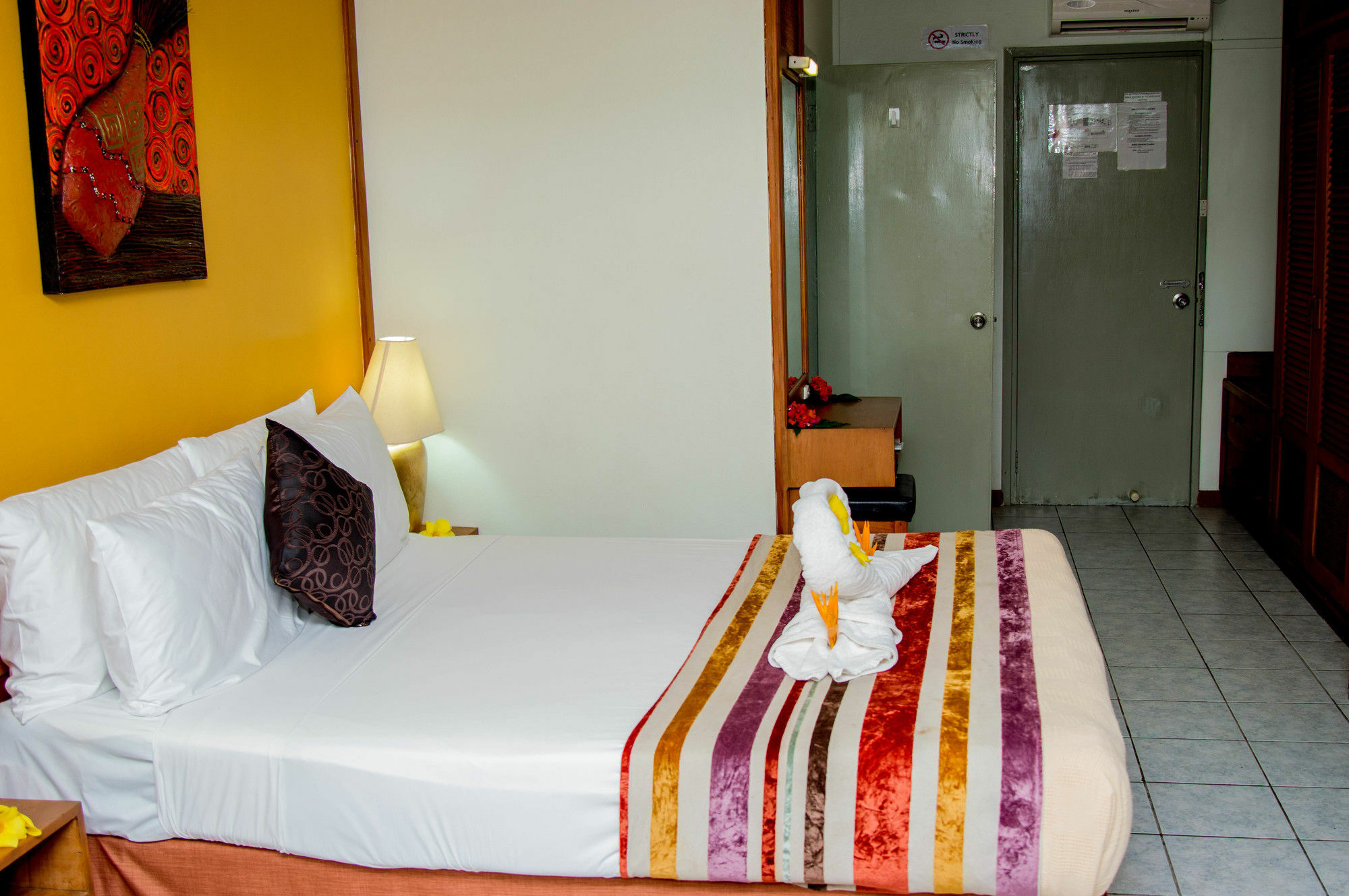 Hexagon International Hotel, & Hotel 3*