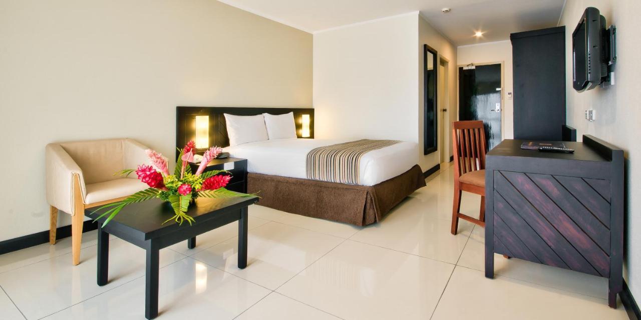 Tanoa Waterfront Hotel 4*