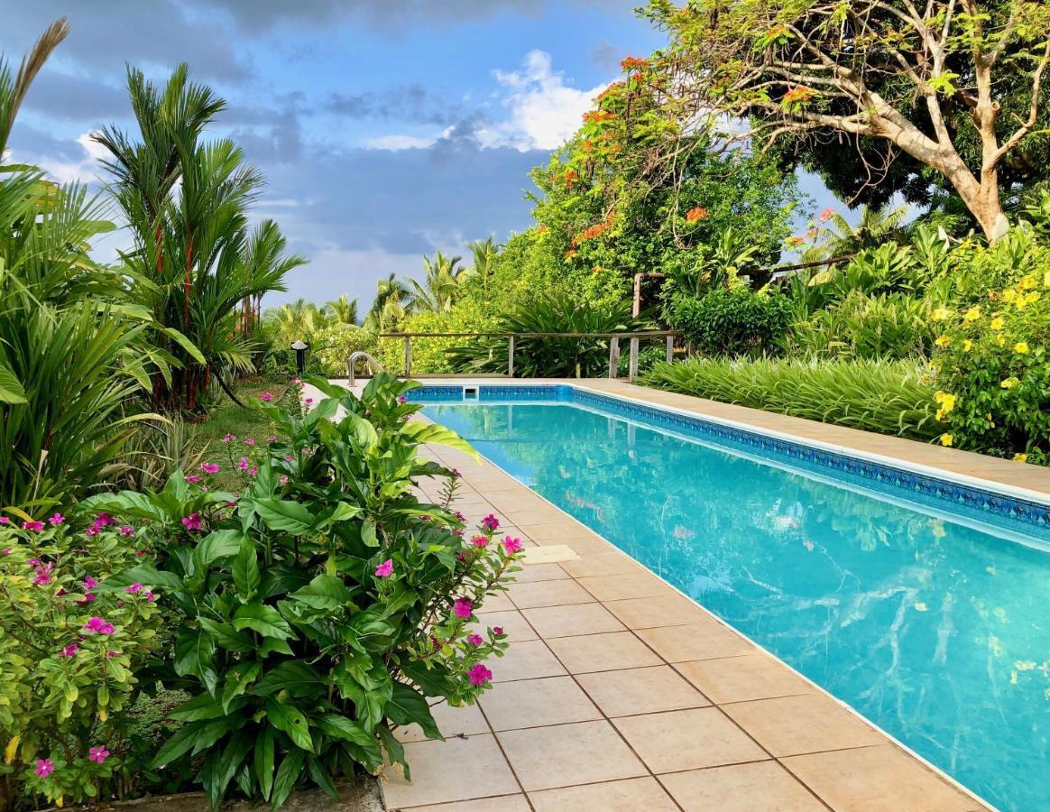 Hotel Palmlea Farms And Bures 3*