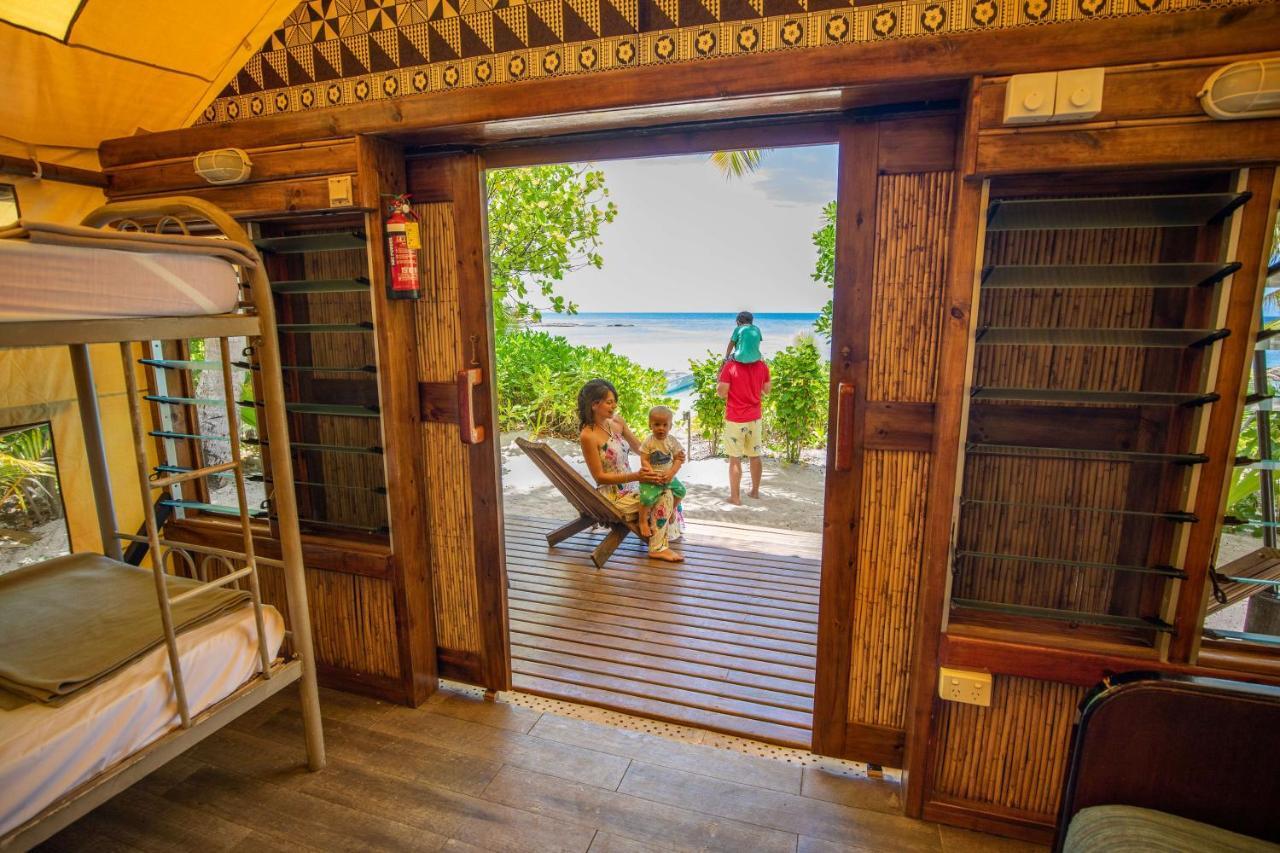 Resort Barefoot Manta Island Resort