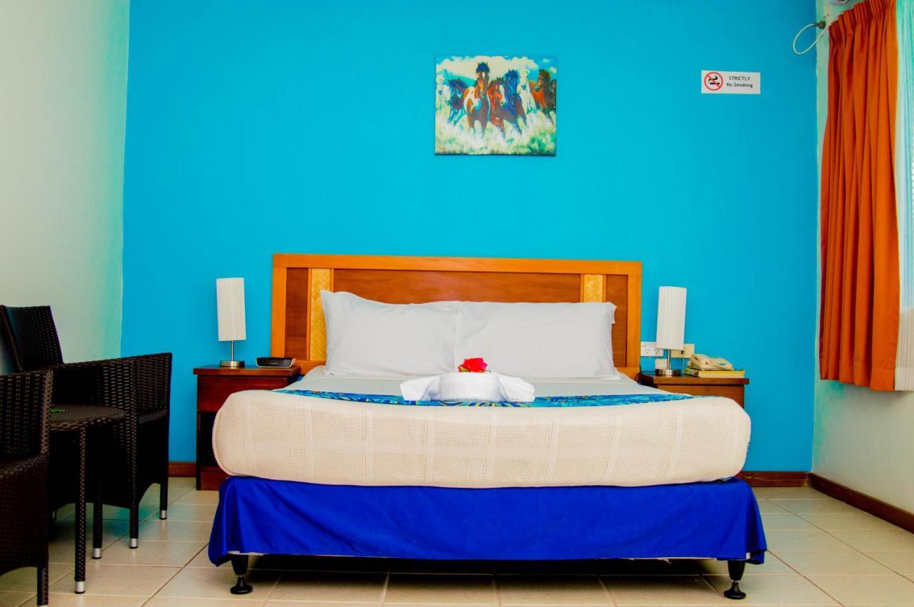 Hotel Hexagon International Hotel, & 3*