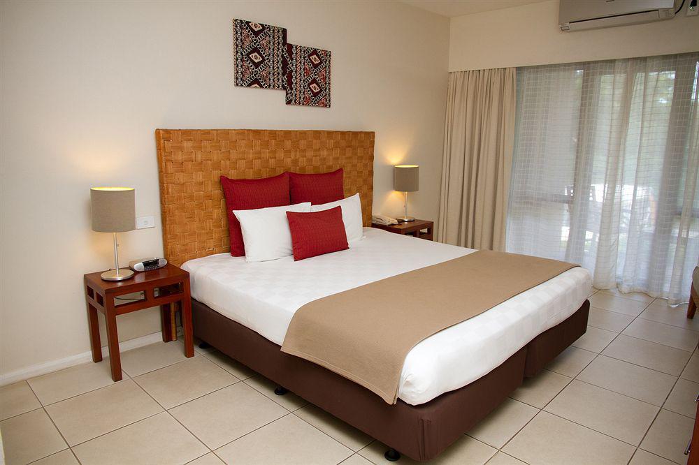 Hotel Tanoa International 4*