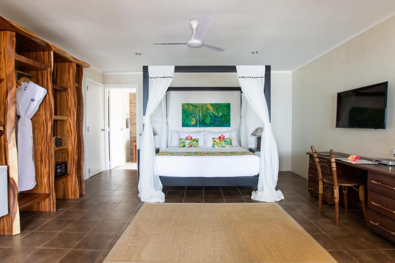 Resort Octopus Nalauwaki