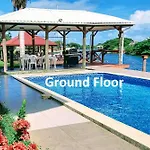 Waterfront Sunset Apartment Nadi