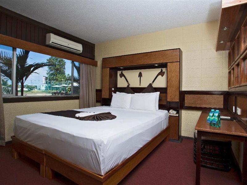 Hotel Fiji Gateway