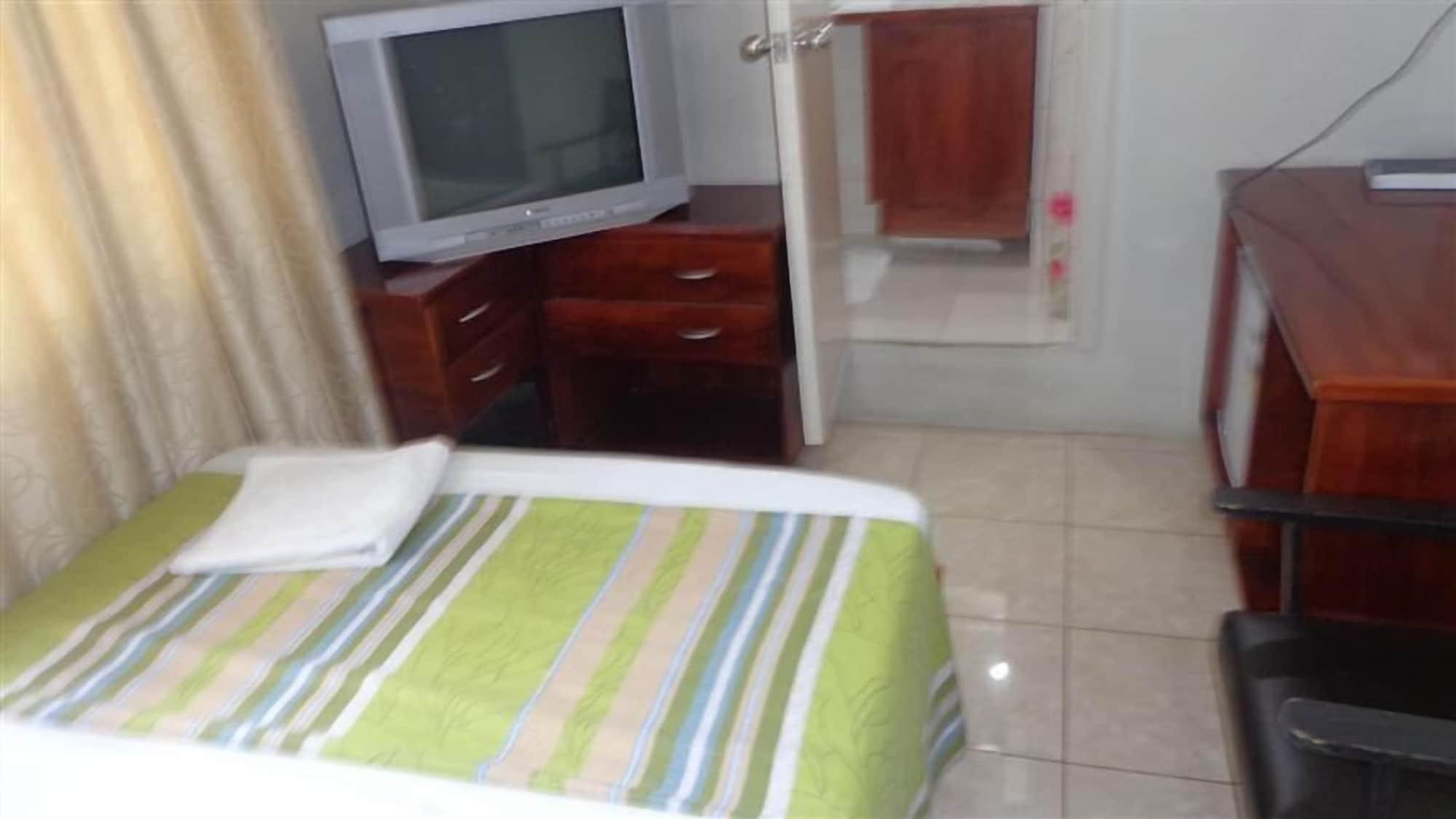 Hostel Downtown *