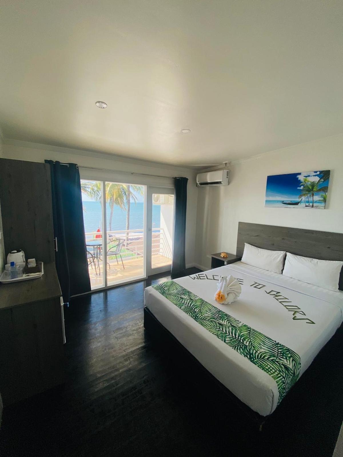 Sailors Fiji