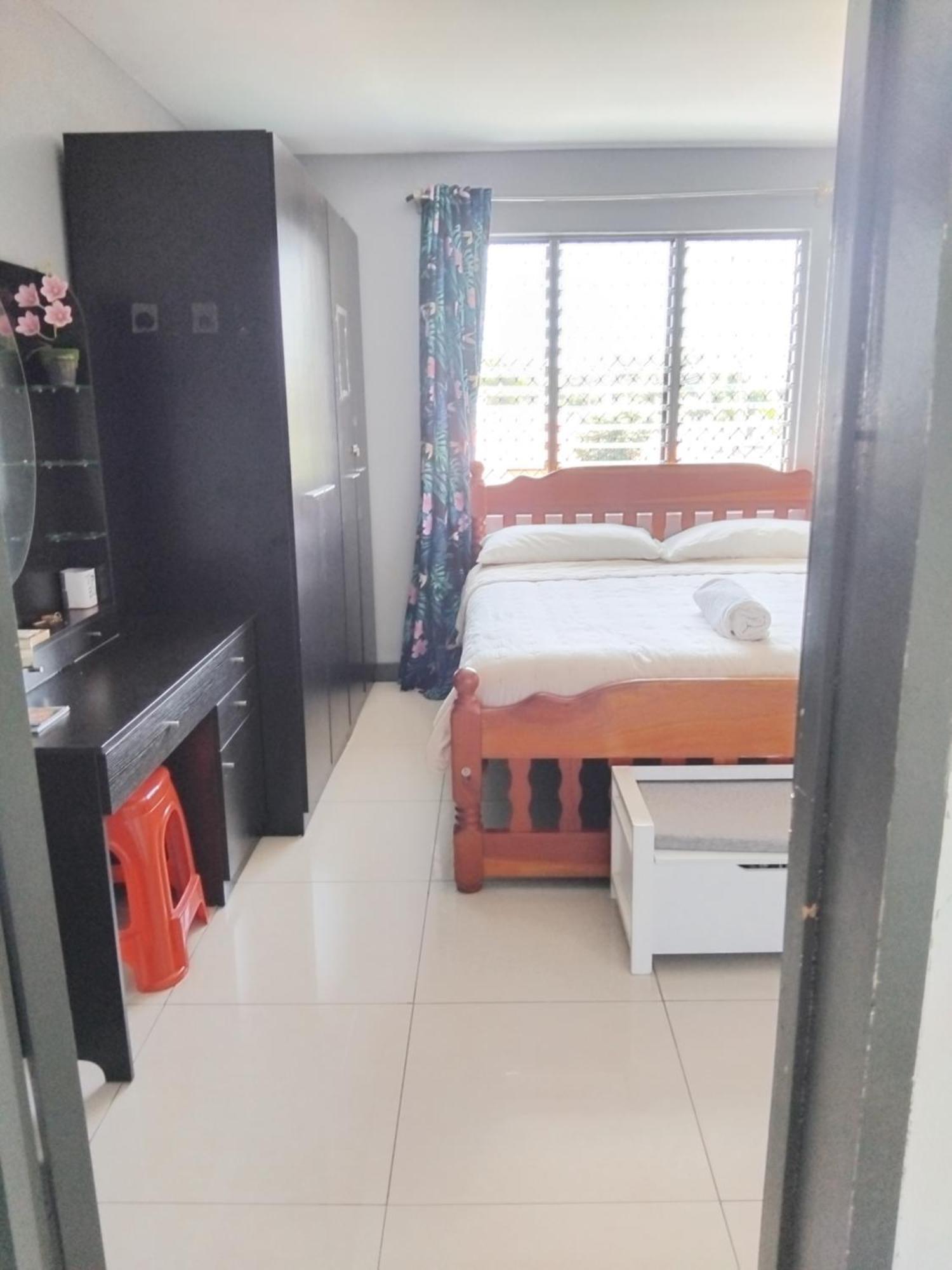 Survivour Bed & Breakfast
