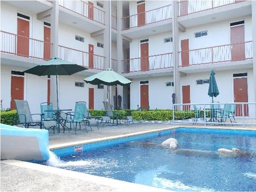 Trans International Hotel 3*