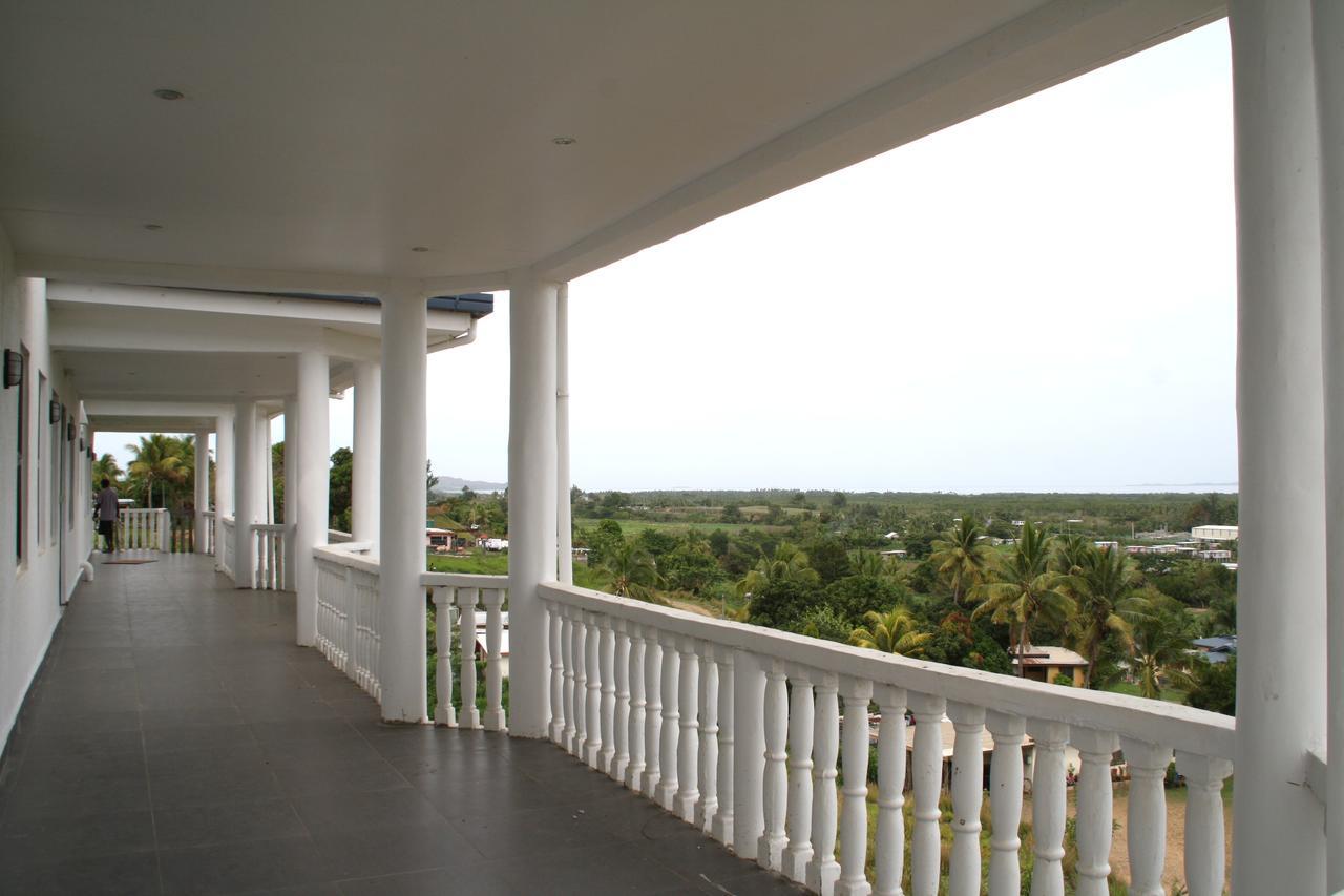 View 3*