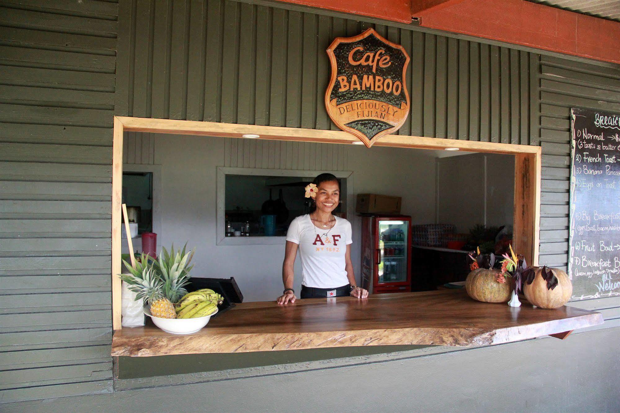 Bamboo Backpackers Hostel *