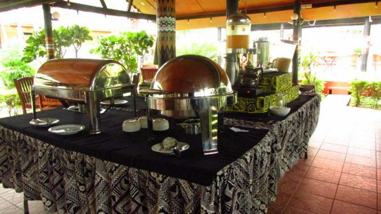 Resort Wailoaloa 2*