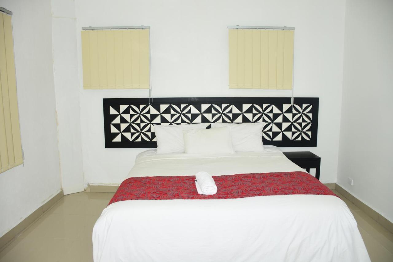 View 3* Nadi